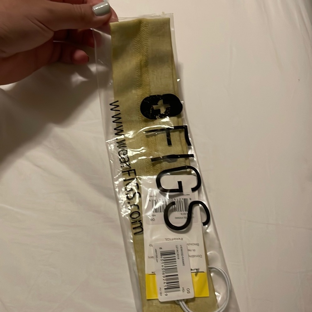 Seamless Headband  FIGS - new - sold out - mustard yellow